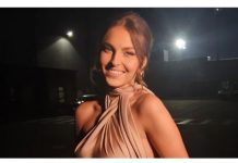 PRVE SLIKE DUŠKA I ĐŽEJLE ZAJEDNO u zagrljaju!!!Par blista od sreće!!NE ŽELE VIŠE NIŠA DA KRIJU!!!Atina KIPTI od ljubomore PRVE SLIKE DUŠKA I ĐŽEJLE ZAJEDNO u zagrljaju!!!Par blista od sreće!!NE ŽELE VIŠE NIŠA DA KRIJU!!!Atina KIPTI od ljubomore - featured image