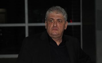 CELOGA ŽIVOTA GA ZNAMO KAO TONIJA, A EVO ŠTA MU PIŠE U DOKUMENTIMA: Ovako se zove bivši muž Dragane Mirković CELOGA ŽIVOTA GA ZNAMO KAO TONIJA, A EVO ŠTA MU PIŠE U DOKUMENTIMA: Ovako se zove bivši muž Dragane Mirković - featured image