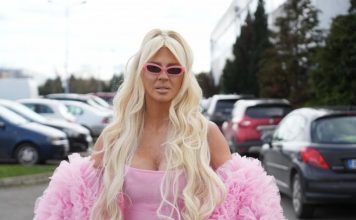 UDAJE SE JELENA KARLEUŠA! ŠOK-BOMBA: Progovorila o TREĆOJ SVADBI, A tek da vidite ko je mladoženja zanijemit ćete od šoka!! (VIDEO) UDAJE SE JELENA KARLEUŠA! ŠOK-BOMBA: Progovorila o TREĆOJ SVADBI, A tek da vidite ko je mladoženja zanijemit ćete od šoka!! (VIDEO) - featured image