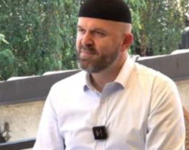 “Ako rodiš žensko dete, ne vraćaj se kući!”: Rekao je muž ženi, a onda je zanemeo od šoka kada se porodila “Ako rodiš žensko dete, ne vraćaj se kući!”: Rekao je muž ženi, a onda je zanemeo od šoka kada se porodila - featured image