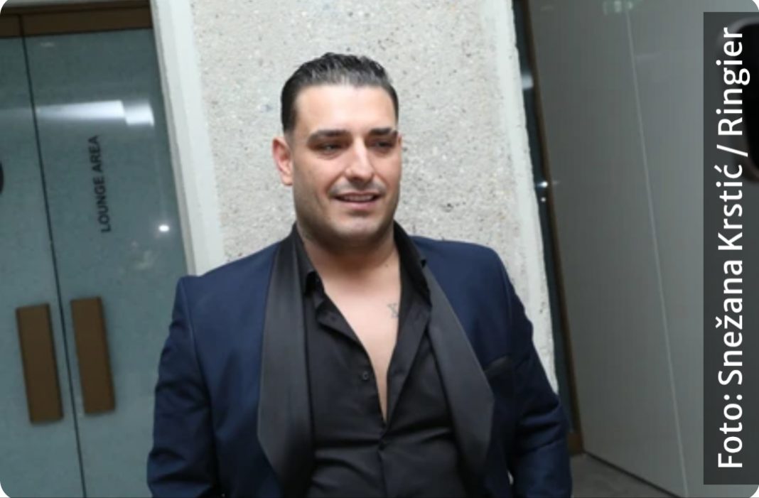 KAĆA LAZIĆ OBJAVILA SNIMAK SA SIGURNOSNIH KAMERA KUĆE: Svi pIaču, evo šta je Darko sebi uradio nakon smr’ti brata.. - featured image