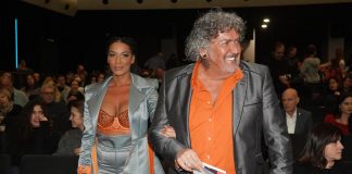 Gladovao, grejao vodu da bi se kupao, pa podigao vilu s crkvom u vrtu: Sad živi u luksuzu u Batajnici s 20 godina mlađom Gladovao, grejao vodu da bi se kupao, pa podigao vilu s crkvom u vrtu: Sad živi u luksuzu u Batajnici s 20 godina mlađom - featured image