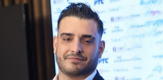 “DO UDESA JE DOŠLO KADA JE DRAGAN POKUŠAO DA SKRENE” Detalji nesreće u kojoj je poginuo brat Darka Lazića: 0v0 do sad nismo znali, uzaas “DO UDESA JE DOŠLO KADA JE DRAGAN POKUŠAO DA SKRENE” Detalji nesreće u kojoj je poginuo brat Darka Lazića: 0v0 do sad nismo znali, uzaas - featured image
