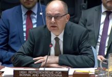 CHRISTIAN SCHMIDT OGOLIO DODIKOVU POLITIKU PRED ČITAVIM SVIJETOM: Razotkrio kako RS sistemski gazi Bošnjake CHRISTIAN SCHMIDT OGOLIO DODIKOVU POLITIKU PRED ČITAVIM SVIJETOM: Razotkrio kako RS sistemski gazi Bošnjake - featured image