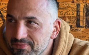 Nikad više s nama, slika koja je rasplakala svijet: Putuj ptico Nikad više s nama, slika koja je rasplakala svijet: Putuj ptico - featured image
