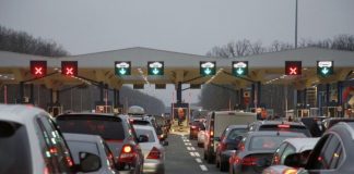 OBAVEZAN DOKUMENT KOJI SVAKI VOZAČ MORA DA IMA: Mnogi zaboravljaju na ovu stvar, a može skupo da vas košta OBAVEZAN DOKUMENT KOJI SVAKI VOZAČ MORA DA IMA: Mnogi zaboravljaju na ovu stvar, a može skupo da vas košta - featured image