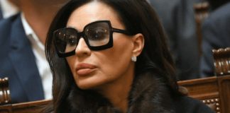 Ceca sada nudi veliko bogastvo samo da nestane slika njene snajke Bogdane! TEK sada vide sta je Veljko ozenio? OVO ih je sve unistilo Ceca sada nudi veliko bogastvo samo da nestane slika njene snajke Bogdane! TEK sada vide sta je Veljko ozenio? OVO ih je sve unistilo - featured image