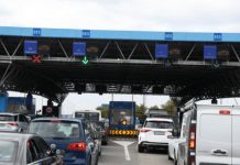 Haos na granici: Hiljade osoba iz BIH I SRBIJE vraćeno sa Hrvatske granice zbog novog sistema kontrole!Ukoliko nemate ovo kod sebe ne krećite na put Haos na granici: Hiljade osoba iz BIH I SRBIJE vraćeno sa Hrvatske granice zbog novog sistema kontrole!Ukoliko nemate ovo kod sebe ne krećite na put - featured image