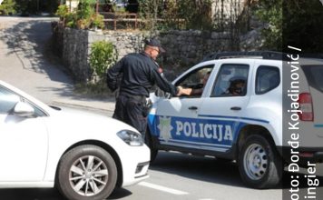 ŽENI UBRIZGAVAO VELIKE DOZE INSULINA! Horor: Muškarac ub1o suprugu, pa pokušao da izvrši samoubistvo, iza svega se krio JEZIVI PLAN ŽENI UBRIZGAVAO VELIKE DOZE INSULINA! Horor: Muškarac ub1o suprugu, pa pokušao da izvrši samoubistvo, iza svega se krio JEZIVI PLAN - featured image