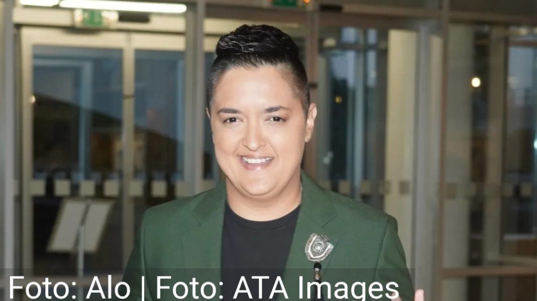 Vjerena Marija Šerifović! Javno pokazala prsten, ne može da dođe sebi od šoka! Jovana je ipak odabrala stranu - featured image