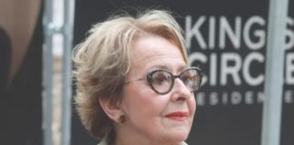Odlazak još jedne glumačke legnede potresao sve: Bila je mnogo loše, nadali smo se da će preživjeti Odlazak još jedne glumačke legnede potresao sve: Bila je mnogo loše, nadali smo se da će preživjeti - featured image