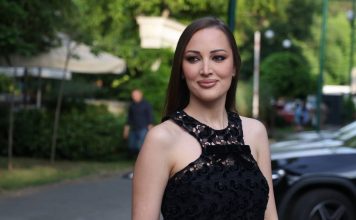 “RAZIŠLI SMO SE, SVAKO JE KRENUO SVOJIM PUTEM” Aleksandra Prijović proživela veliku izdaju: Varao sam je, neka ona prizna svoj greh… "RAZIŠLI SMO SE, SVAKO JE KRENUO SVOJIM PUTEM" Aleksandra Prijović proživela veliku izdaju: Varao sam je, neka ona prizna svoj greh... - featured image