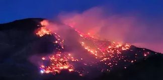 Požar zahvatio minsko polje u Mostaru, odjekuju detonacije! Buktinja se bliži kućama, strašne scene Požar zahvatio minsko polje u Mostaru, odjekuju detonacije! Buktinja se bliži kućama, strašne scene - featured image