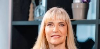 Aleksandra je rođena iz zabranjene ljubavi SRPKINJE I MUSLIMANA, prve mesece života provela je U ZVEČANSKOJ: “Oca sam upoznala sa 16 godina, krenula sam peške u Sarajevo, posle prvog susreta USLEDIO JE ŠOK Aleksandra je rođena iz zabranjene ljubavi SRPKINJE I MUSLIMANA, prve mesece života provela je U ZVEČANSKOJ: “Oca sam upoznala sa 16 godina, krenula sam peške u Sarajevo, posle prvog susreta USLEDIO JE ŠOK - content image