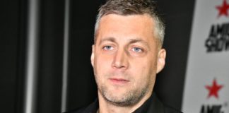 Bojan izbačen iz kuće: Porodica pozvala policiju, dobio zabranu priIaska, završio na psihijatriji nakon sukoba – svi detalji užaasa Bojan izbačen iz kuće: Porodica pozvala policiju, dobio zabranu priIaska, završio na psihijatriji nakon sukoba – svi detalji užaasa - featured image