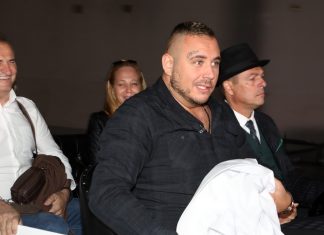 VELIKO SLAVLJE U DOMU FILIPA CARA Bivši zadrugar podelio sliku i otkrio o čemu je reč VELIKO SLAVLJE U DOMU FILIPA CARA Bivši zadrugar podelio sliku i otkrio o čemu je reč - featured image