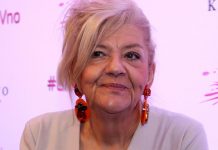 Futa je Marinu strašno povredio, posle svađe napisala stihove i dala velikoj zvezdi: Ovaj hit krije njenu istinitu priču Futa je Marinu strašno povredio, posle svađe napisala stihove i dala velikoj zvezdi: Ovaj hit krije njenu istinitu priču - featured image
