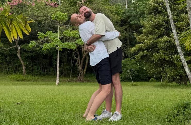 MARKO I BOGOLJUB SU SE VENČALI U TAJNOSTI A sada usledilo veliko slavlje u njihovom domu: Pljušte čestitke MARKO I BOGOLJUB SU SE VENČALI U TAJNOSTI A sada usledilo veliko slavlje u njihovom domu: Pljušte čestitke - featured image