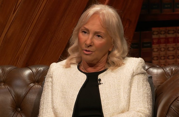 “JEDAN DRIPAC, KLOŠAR, DROGIRAN I PIJAN” Gordana Šaulić je četiri decenije bila u braku sa pokojnim kraljem narodne muzike, a ovako je reagovala kada je saznala za Šabanovu smrt "JEDAN DRIPAC, KLOŠAR, DROGIRAN I PIJAN" Gordana Šaulić je četiri decenije bila u braku sa pokojnim kraljem narodne muzike, a ovako je reagovala kada je saznala za Šabanovu smrt - featured image
