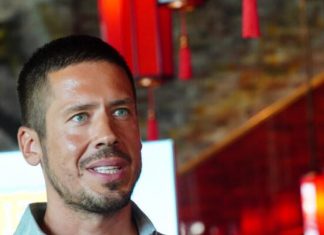 Nikola Rokvić tvrdi da je duša njegovog oca OŽIVELA: “Dolazila nam je jedna ptica..” Nikola Rokvić tvrdi da je duša njegovog oca OŽIVELA: “Dolazila nam je jedna ptica..” - featured image