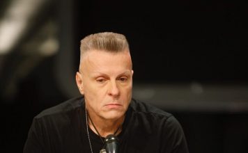 Izašao cijeli spisak muškaraca Đorđa Davida! Šokiraće vas kad vidite ko je među njima, svi ga dobro znaju! (FOTO) Izašao cijeli spisak muškaraca Đorđa Davida! Šokiraće vas kad vidite ko je među njima, svi ga dobro znaju! (FOTO) - featured image