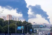 (VIDEO) Moskva pod napadom: Više stotina letjelica usmjereno prema regiji (VIDEO) Moskva pod napadom: Više stotina letjelica usmjereno prema regiji - featured image