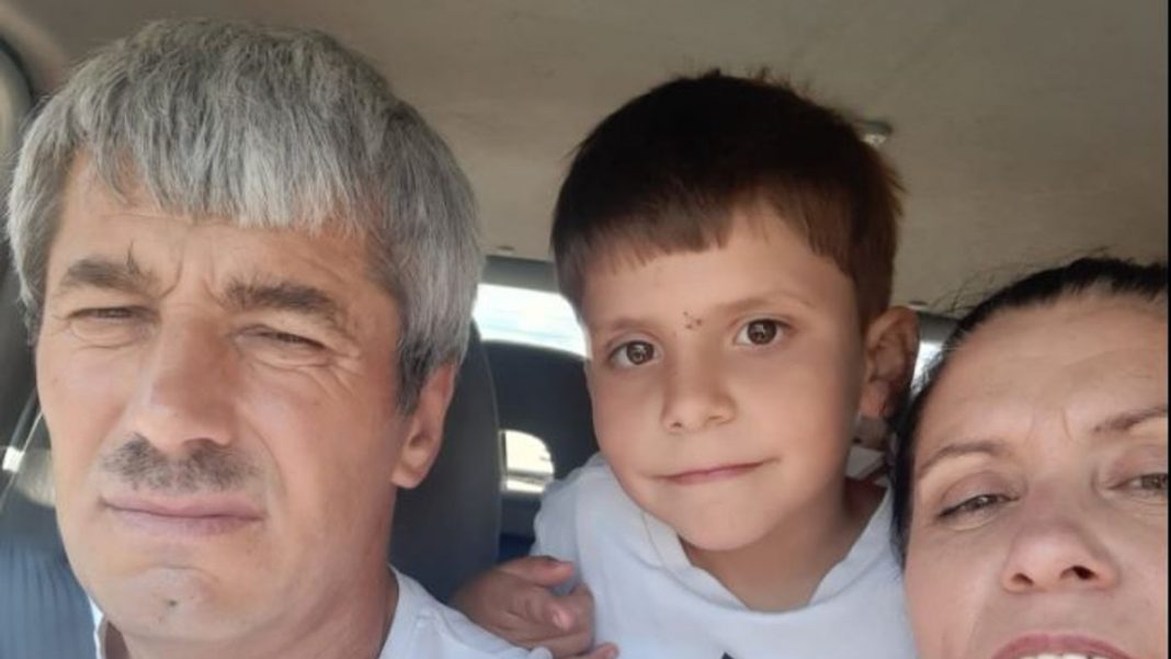 Došla iz TIRANE u zabačeno srpsko selo: ALBANKA SE UDALA U KUĆU STEFANOVIĆA I PR0ŠLA PAKAO: Sina kog je povela sa sobom su svakog dana pred njenim očima.. - featured image Došla iz TIRANE u zabačeno srpsko selo: ALBANKA SE UDALA U KUĆU STEFANOVIĆA I PR0ŠLA PAKAO: Sina kog je povela sa sobom su svakog dana pred njenim očima.. - featured image