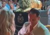 (FOTO) PRVE SLIKE VERIDBE DRAGANA STANKOVIĆA I ALEKSANDRE Ona blistala u dugoj srebrnoj haljini, stavio joj skupoceni prsten na ruku (FOTO) PRVE SLIKE VERIDBE DRAGANA STANKOVIĆA I ALEKSANDRE Ona blistala u dugoj srebrnoj haljini, stavio joj skupoceni prsten na ruku - featured image