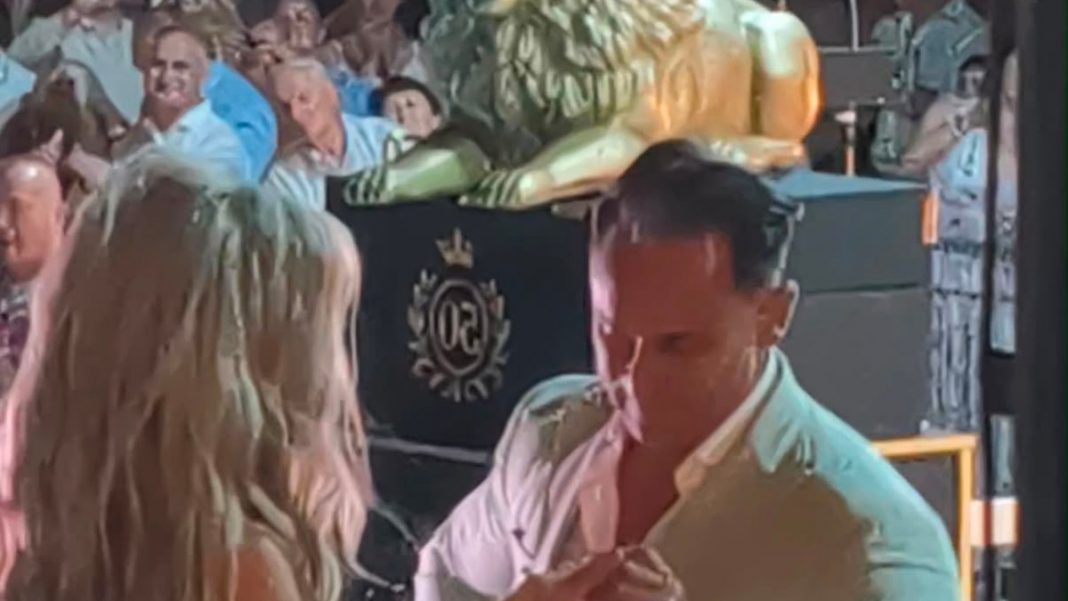 (FOTO) PRVE SLIKE VERIDBE DRAGANA STANKOVIĆA I ALEKSANDRE Ona blistala u dugoj srebrnoj haljini, stavio joj skupoceni prsten na ruku - featured image