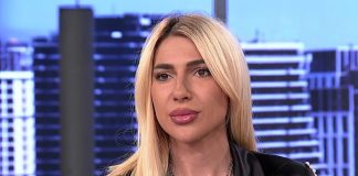(FOTO) NAKON ŠTO SE OPROSTILA OD GLEDALACA PINKA Jovana Jeremić se oglasila sa druge televizije: Pozirala u miniću, blista od sreće (FOTO) NAKON ŠTO SE OPROSTILA OD GLEDALACA PINKA Jovana Jeremić se oglasila sa druge televizije: Pozirala u miniću, blista od sreće - featured image