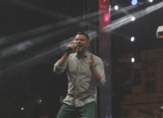 UMRLA DJEVOJKA NAŠEG PJEVAČA!! Odjednom se srušila na njegovom nastupu, on ne dolaazi sebi od šokkka… UMRLA DJEVOJKA NAŠEG PJEVAČA!! Odjednom se srušila na njegovom nastupu, on ne dolaazi sebi od šokkka… - featured image