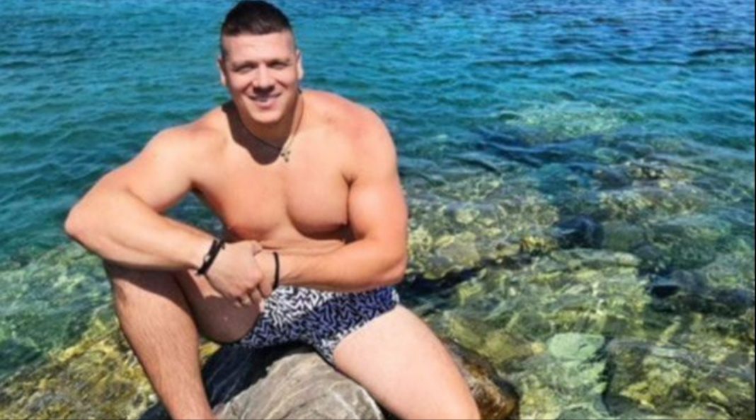 Snimak kruži mrežama: Napadnut Sloba Radanović na parkingu - featured image Snimak kruži mrežama: Napadnut Sloba Radanović na parkingu - featured image