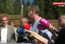 “Ne može da se desi da nekog ne primiš, Dragane!” Vučić predsedniku opštine Prijepolje: Imam više od 100 prijava na portalu “Ko si bre ti” "Ne može da se desi da nekog ne primiš, Dragane!" Vučić predsedniku opštine Prijepolje: Imam više od 100 prijava na portalu "Ko si bre ti" - featured image