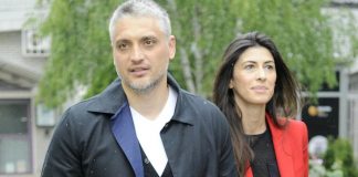 BIVŠA ŽENA ČEDE JOVANOVIĆA IMA NOVOG DEČKA U AMERICI Političar je ovo krio 45 dana od nje, a onda su se razveli: Otkrio i šta je Jelena TRAŽILA OD NJEGA jednom prilikom BIVŠA ŽENA ČEDE JOVANOVIĆA IMA NOVOG DEČKA U AMERICI Političar je ovo krio 45 dana od nje, a onda su se razveli: Otkrio i šta je Jelena TRAŽILA OD NJEGA jednom prilikom - featured image