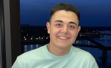 EKSKLUZIVNO: Nermin na nagovor Viki sve objelodanio, “očistio” sam je odmah prvu godinu, svaki put pjevačica prospe vodu iz sebe, I0ži se stara j0š EKSKLUZIVNO: Nermin na nagovor Viki sve objelodanio, “očistio” sam je odmah prvu godinu, svaki put pjevačica prospe vodu iz sebe, I0ži se stara j0š - featured image
