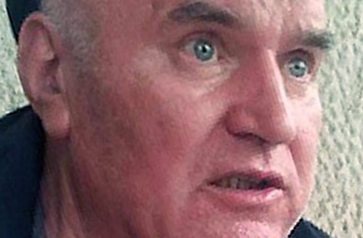Kako je uhapšen Ratko Mladić: Kada je policija ušla u kuću skrivao se iza vrata, oni su ga danima mučili, a sad mu presudiIi? Kako je uhapšen Ratko Mladić: Kada je policija ušla u kuću skrivao se iza vrata, oni su ga danima mučili, a sad mu presudiIi? - featured image