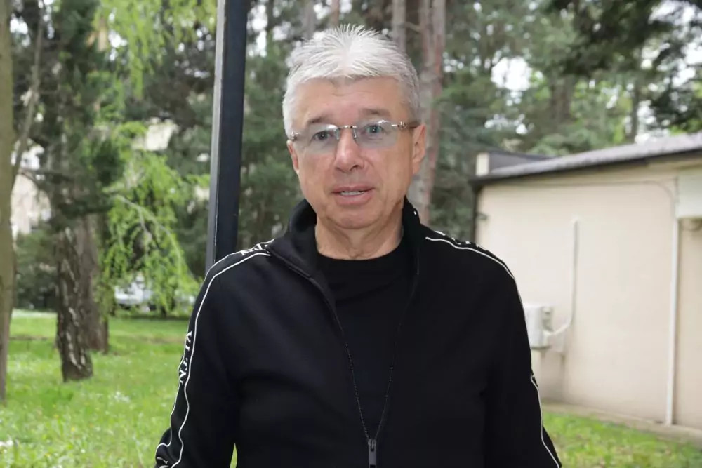 Pjevačica spala na 45 kilograma, oboljela od iste bolesti kao i Saša: Razboljeli su se iz istog razloga - featured image Pjevačica spala na 45 kilograma, oboljela od iste bolesti kao i Saša: Razboljeli su se iz istog razloga - featured image