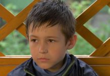 Čim se rodio majka ga je bacila u smeće: Uzeo ga je čovjek iz gradske čistoće, posle 12 godina je shvatio šta je uradio Čim se rodio majka ga je bacila u smeće: Uzeo ga je čovjek iz gradske čistoće, posle 12 godina je shvatio šta je uradio - featured image