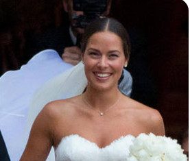ANA IVANOVIĆ SE UDAJE ,POGELDAJTE KAKAV JE SKANDAL ŠVAJNI NAPRAVIO KAD JE VIDIO KO JE U PITANJU: A i vi ćete ostat u šoku!!! Švani mu nije ni do koljena!!!!Ana je ubola jakpot (FOTO) ANA IVANOVIĆ SE UDAJE ,POGELDAJTE KAKAV JE SKANDAL ŠVAJNI NAPRAVIO KAD JE VIDIO KO JE U PITANJU: A i vi ćete ostat u šoku!!! Švani mu nije ni do koljena!!!!Ana je ubola jakpot (FOTO) - featured image