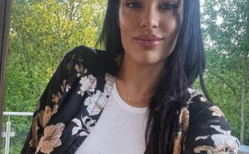 Ženu kojoj fale intimni odnosi prepoznajemo po 7 jasnih signala: Ako radi ovo učestalo, ona vapi za dodirom Ženu kojoj fale intimni odnosi prepoznajemo po 7 jasnih signala: Ako radi ovo učestalo, ona vapi za dodirom - featured image