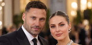 Duško Tošić ne može da sakrije emocije: Želi da svi znaju koliko VOLI OVU LJEPOTICU –PROSLAVA I POKLON KOJI JE PRIPREMIO ZA SINA ostavit će vas bez daha….. Duško Tošić ne može da sakrije emocije: Želi da svi znaju koliko VOLI OVU LJEPOTICU –PROSLAVA I POKLON KOJI JE PRIPREMIO ZA SINA ostavit će vas bez daha….. - featured image