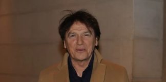 “Tražiću alimentaciju za sve ove godine, skupo će mi platiti” OVAJ POZNATI PJEVAČ JE SIN Zdravka Čolića: “NAKON TOLIKO GODINA OGOLIO DUŠU …Zašto ćuti o tome da mi je tata?” “Tražiću alimentaciju za sve ove godine, skupo će mi platiti” OVAJ POZNATI PJEVAČ JE SIN Zdravka Čolića: “NAKON TOLIKO GODINA OGOLIO DUŠU …Zašto ćuti o tome da mi je tata?” - featured image