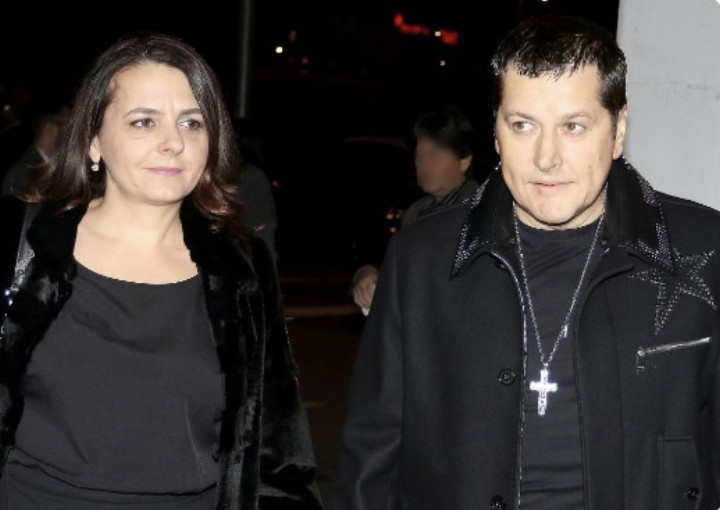 NEVIĐENI SKANDAL! Acu Pejovića pretu’kao ženin brat, životno ugr0žen: Evo i zašto… - featured image NEVIĐENI SKANDAL! Acu Pejovića pretu’kao ženin brat, životno ugr0žen: Evo i zašto… - featured image