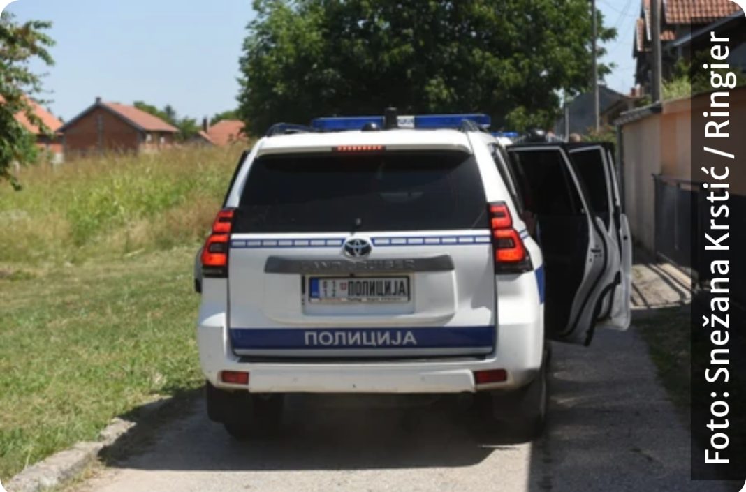 JEZIV SLUČAJ! Policija uhapsila muškarca (46), sumnja se da je OBLJUBIO DJEVOJČICU (12): Određeno mu zadržavanje - featured image