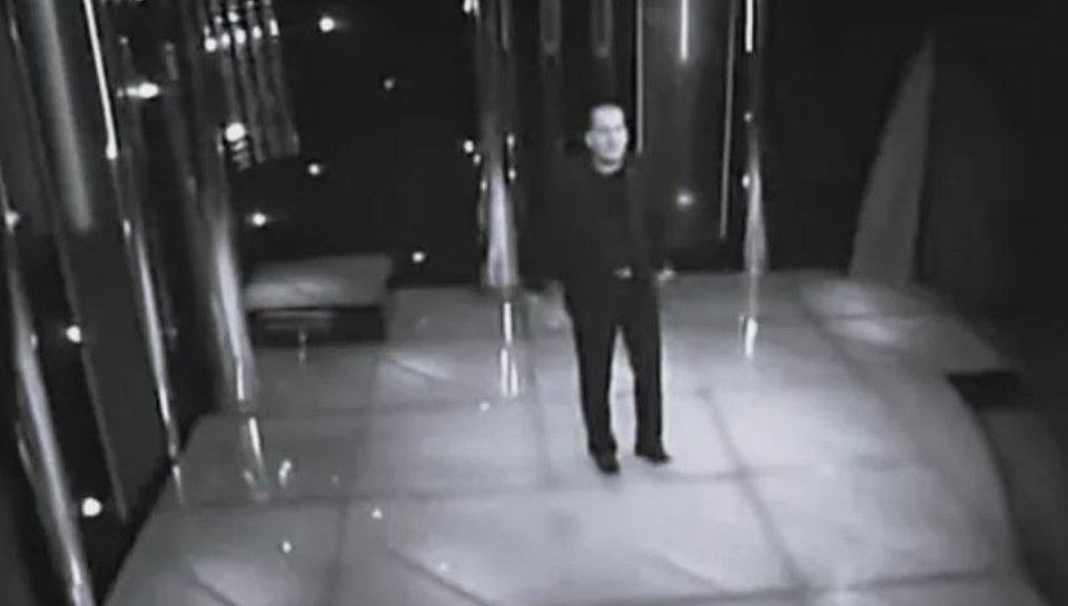 Prem1nuo poznati pevač, kolege van sebe nakon tužnih vesti: „Ostaće tvoje pesme, legendo naša“ - featured image Prem1nuo poznati pevač, kolege van sebe nakon tužnih vesti: „Ostaće tvoje pesme, legendo naša“ - featured image