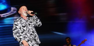 Dino Merlin je doživio veliko poniženje u Beograd: Pronašli ga 0vakvog na granici – 0vo nije za one sa slabim zeludcem Dino Merlin je doživio veliko poniženje u Beograd: Pronašli ga 0vakvog na granici – 0vo nije za one sa slabim zeludcem - featured image