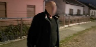 Razbili mu nos i slomili vilicu! Blokaderi krvnički pretukli čoveka: Drugog zapalili bakljom (VIDEO) Razbili mu nos i slomili vilicu! Blokaderi krvnički pretukli čoveka: Drugog zapalili bakljom (VIDEO) - featured image