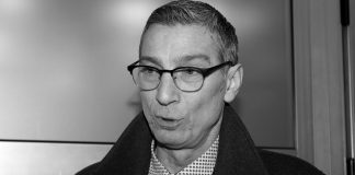 OTVORENO JE PRIČAO O POROCIMA, SVE JE OSTAVIO ZBOG PORODICE: Životna priča Masima Savića TERA SUZE NA OČI! Ovo niste znali… OTVORENO JE PRIČAO O POROCIMA, SVE JE OSTAVIO ZBOG PORODICE: Životna priča Masima Savića TERA SUZE NA OČI! Ovo niste znali… - featured image