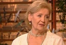 Lepa Lukić NIJE srpkinja! Dokaz iz njene biografije ostavio sve bez teksta! Cijelo vrijeme nas je lagala, a evo koliko ima GODINA! (FOTO) Lepa Lukić NIJE srpkinja! Dokaz iz njene biografije ostavio sve bez teksta! Cijelo vrijeme nas je lagala, a evo koliko ima GODINA! (FOTO) - featured image