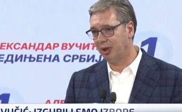 Vučić je bio na korak od nasilnog državnog udara, a onda je poziv u 21:30 promijenio sve Vučić je bio na korak od nasilnog državnog udara, a onda je poziv u 21:30 promijenio sve - featured image